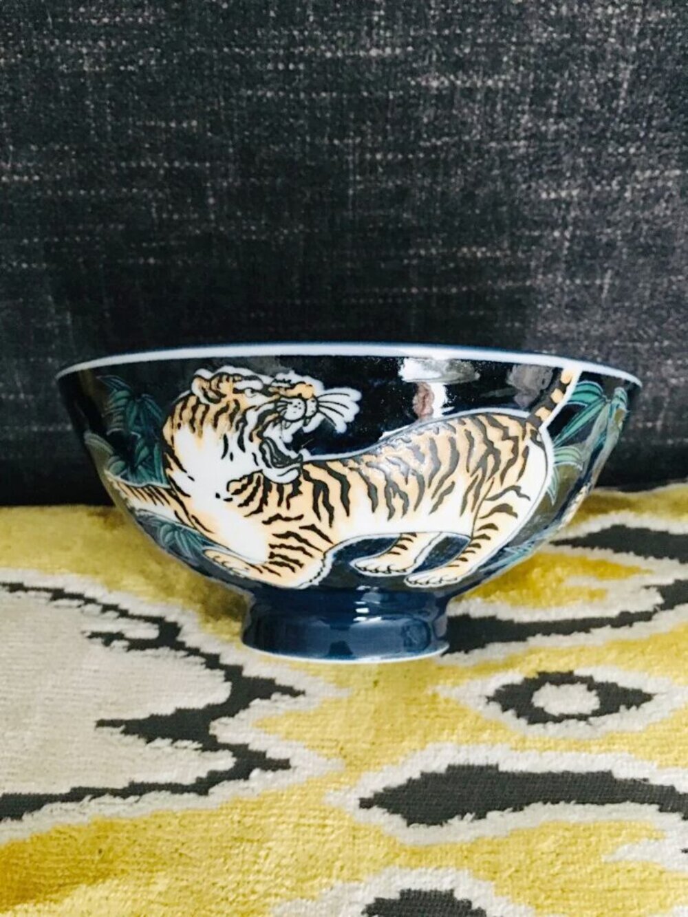 Mino ware Japanese Ceramic Rice Bowl Roaring Tiger Blue made in Japan NWOT #2